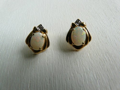 Opal ohrstecker mit diamanten - opal,