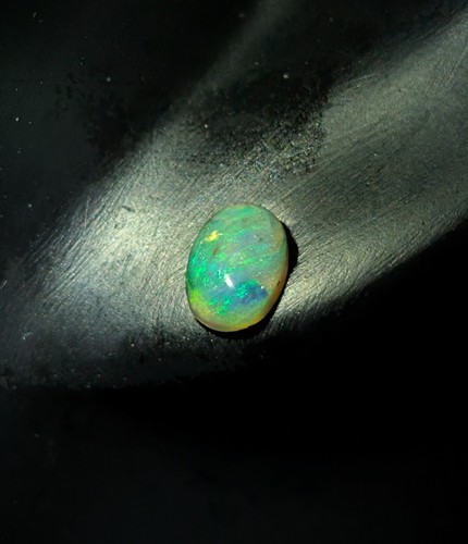 Grüner kristall opal - kristall,