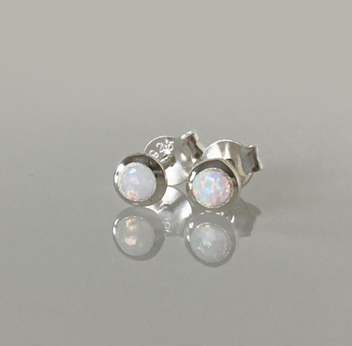 Silber ohrstecker mit opal - silber-ohrstecker,